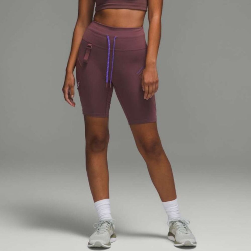 Lululemon Cargo Super High Rise Hiking Short 8" Dark Oxide 6 Performance W7CAMS‎